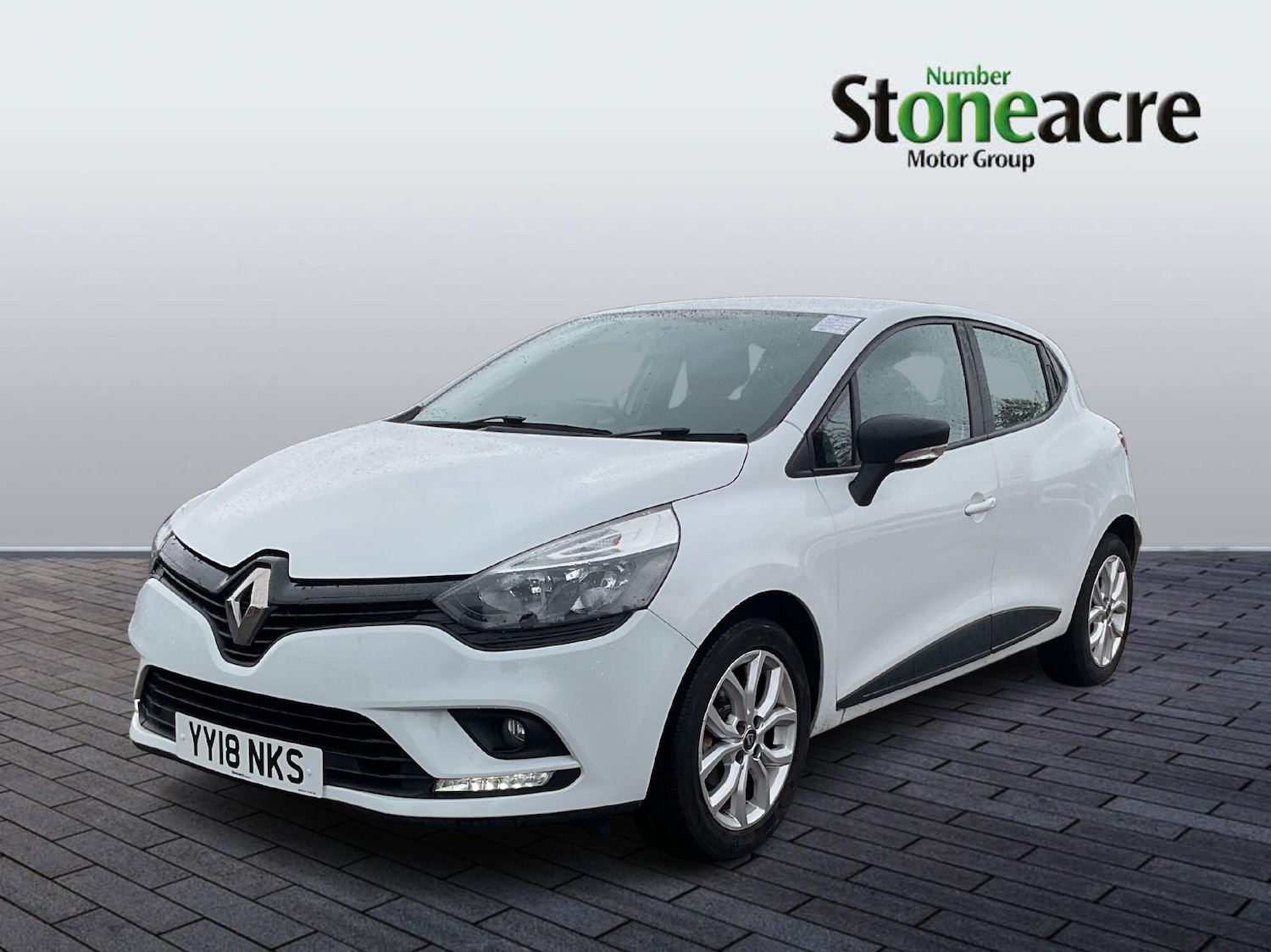 Used Renault Clio for sale - 76360122: Photo 5