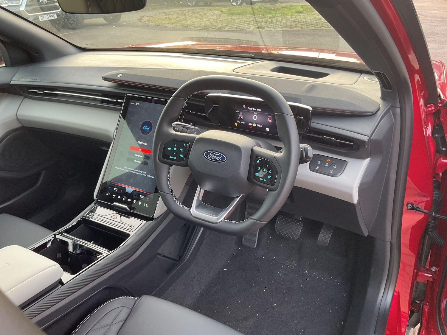 Used Ford Explorer 2025 for sale - 76388832: Photo 10