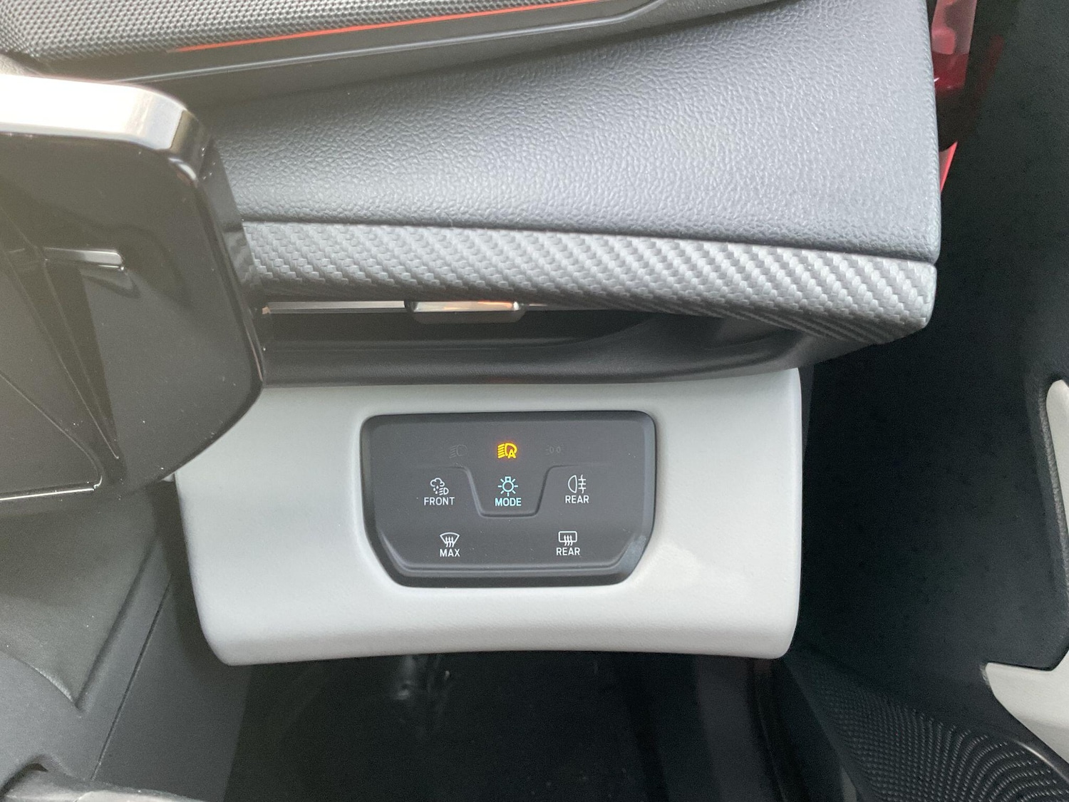 Used Ford Explorer 2025 for sale - 76388832: Photo 19