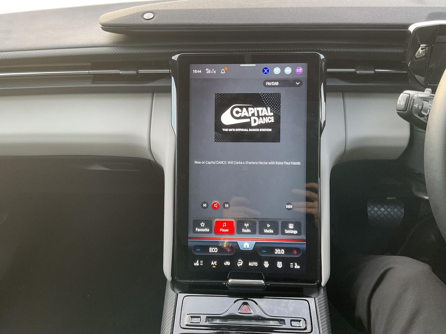 Used Ford Explorer 2025 for sale - 76388832: Photo 22