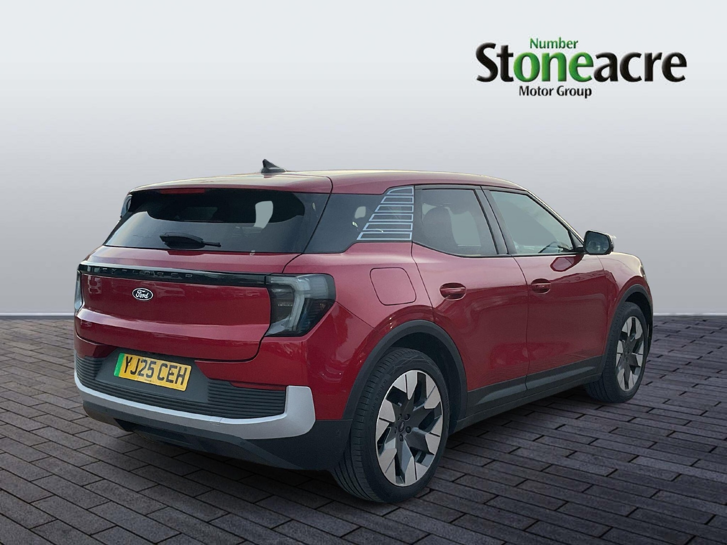 Used Ford Explorer 2025 for sale - 76388832: Photo 3