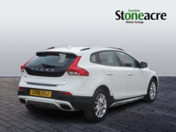 Used Volvo V40 Cross Country 2018 for sale - 74908676: Photo