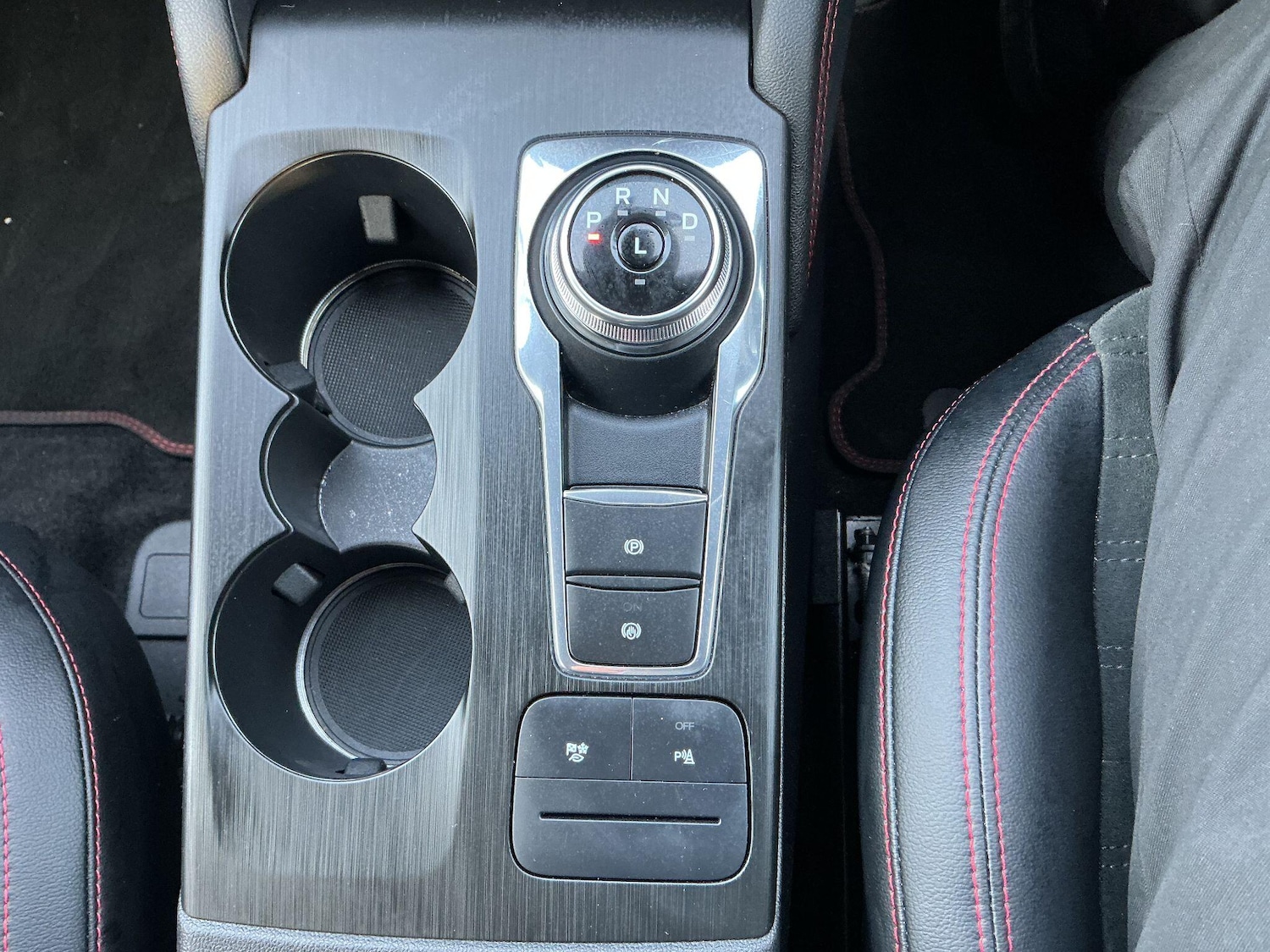 Used Ford Kuga 2024 for sale - 77377636: Photo 30