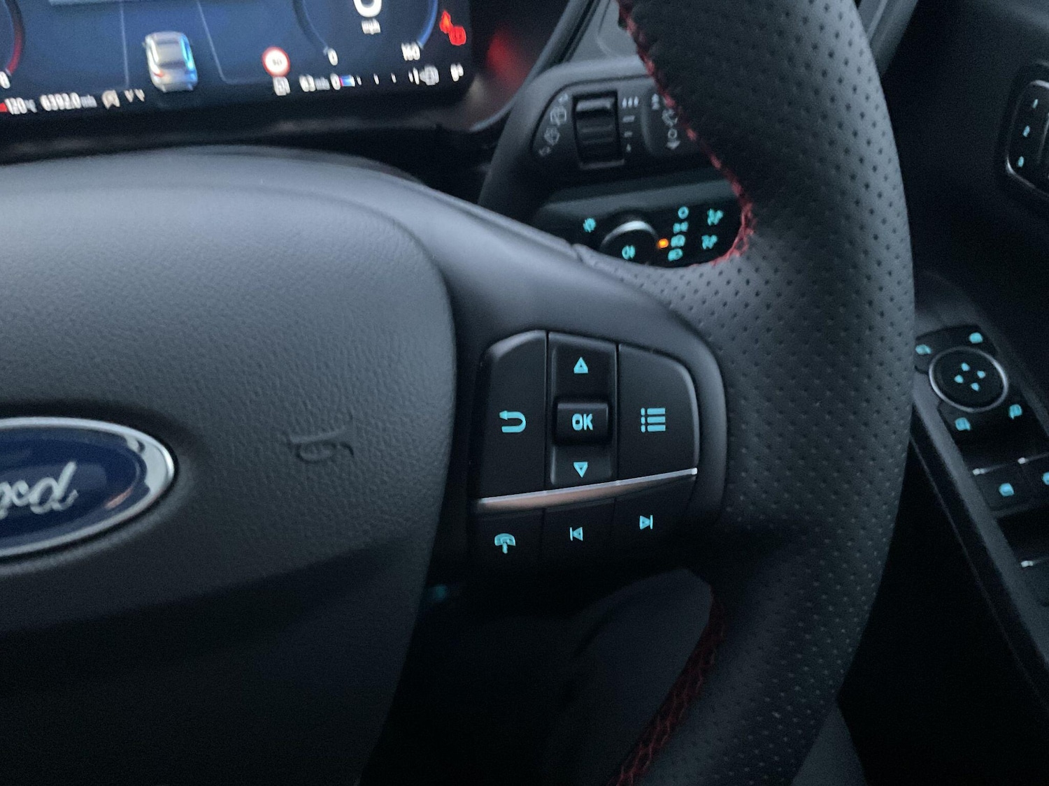 Used Ford Kuga 2025 for sale - 76918684: Photo 24