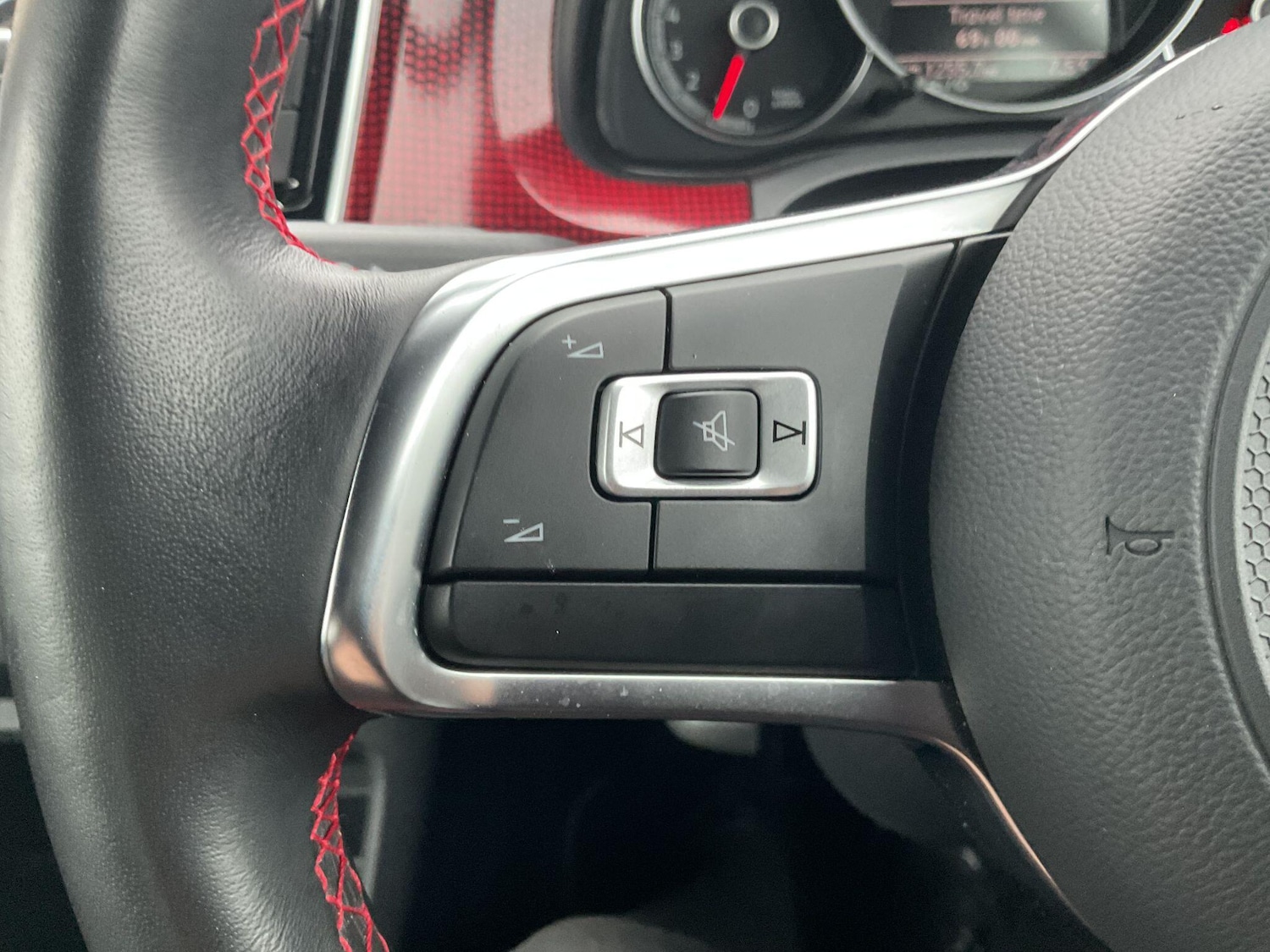 Used Volkswagen up! 2020 for sale - 76591958: Photo 25