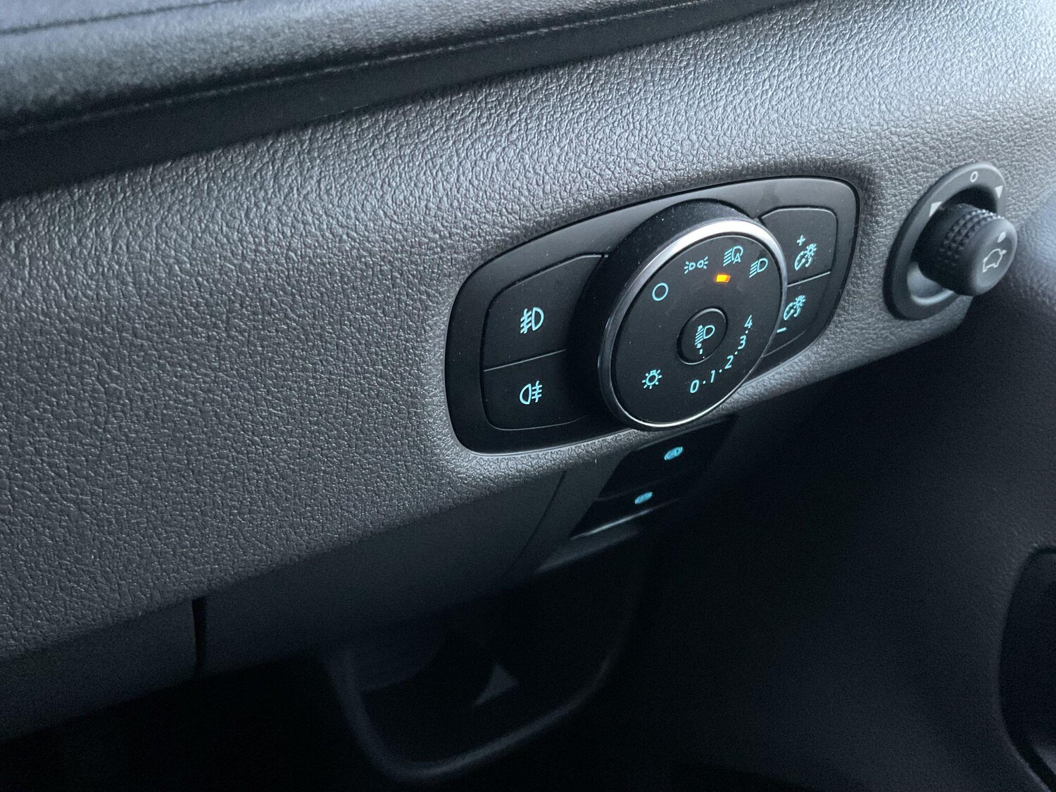 Used Ford E-Transit 2025 for sale - 76926557: Photo 26