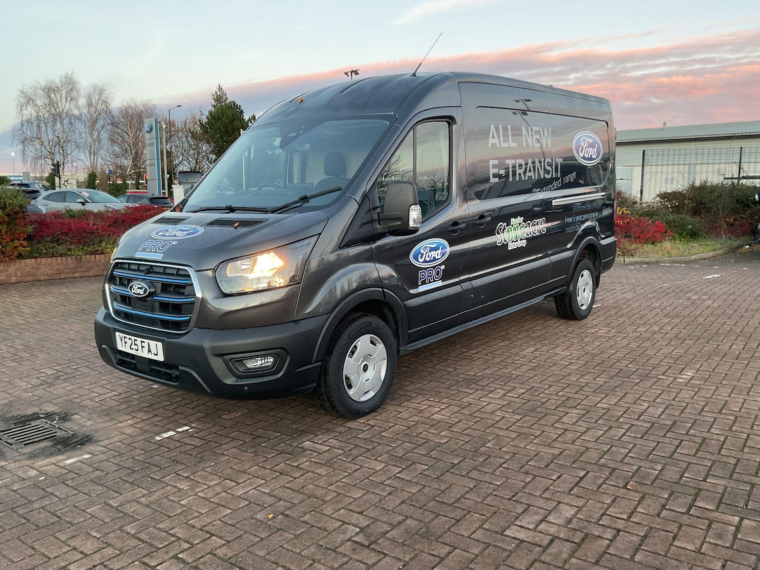 Used Ford E-Transit 2025 for sale - 76926557: Photo 4