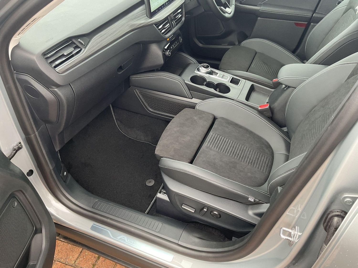 Used Ford Kuga 2025 for sale - 76596944: Photo 15