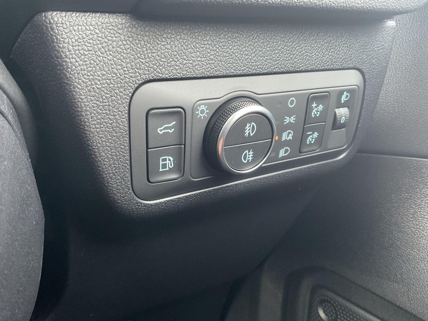 Used Ford Kuga 2025 for sale - 76596944: Photo 33