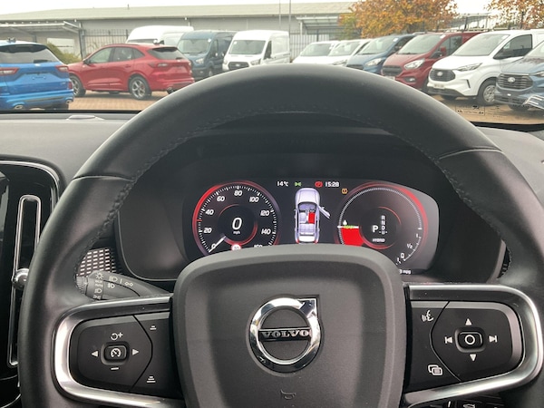 Used Volvo XC40 2021 for sale - 76246624: Photo 14
