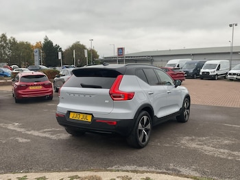 Used Volvo XC40 2021 for sale - 76246624: Photo