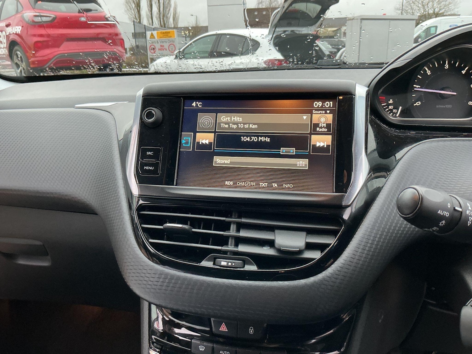 Used Peugeot 2008 2016 for sale - 77538251: Photo 15