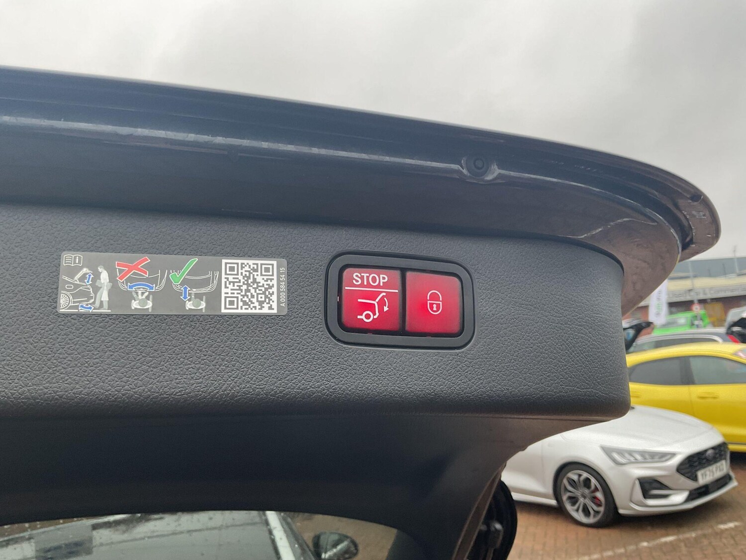 Used Mercedes-Benz C Class 2024 for sale - 78058262: Photo 13