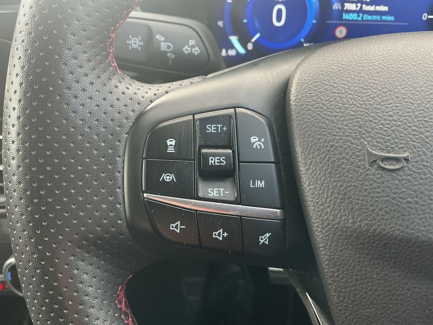 Used Ford Kuga 2023 for sale - 77839660: Photo 16