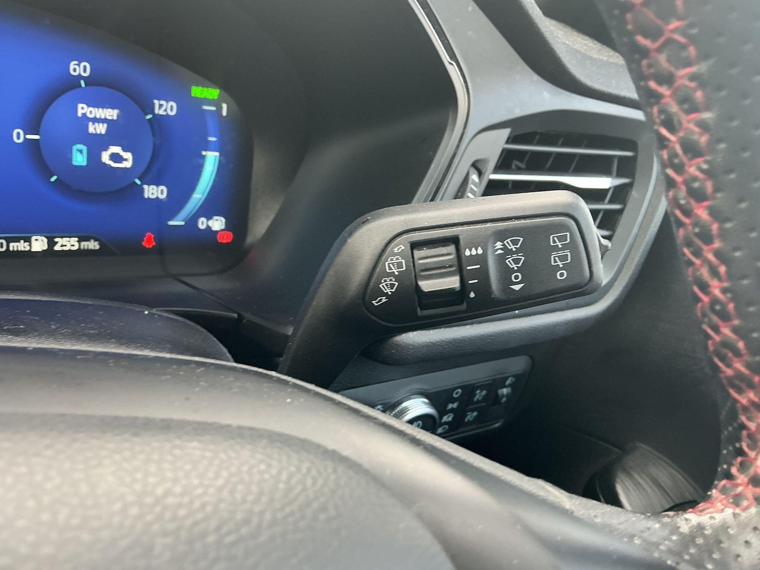 Used Ford Kuga 2023 for sale - 77839660: Photo 17