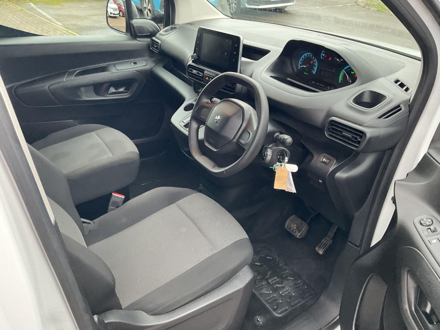 Used Peugeot Partner 2023 for sale - 76765431: Photo 10