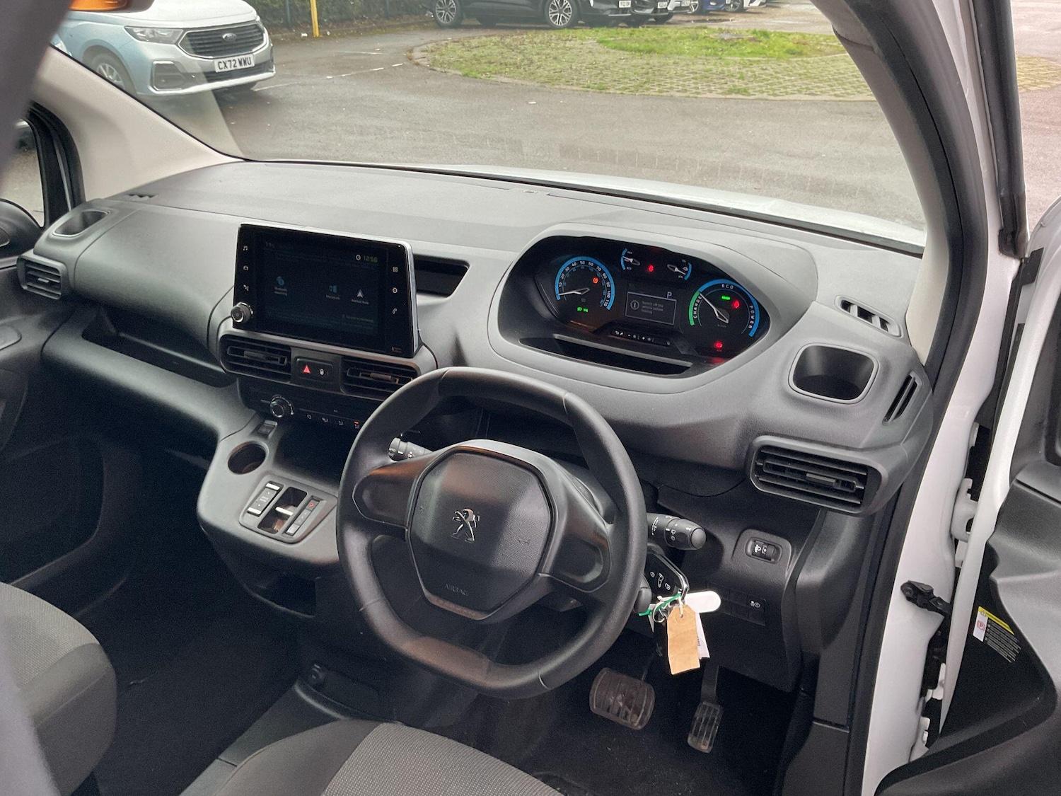 Used Peugeot Partner 2023 for sale - 76765431: Photo 11