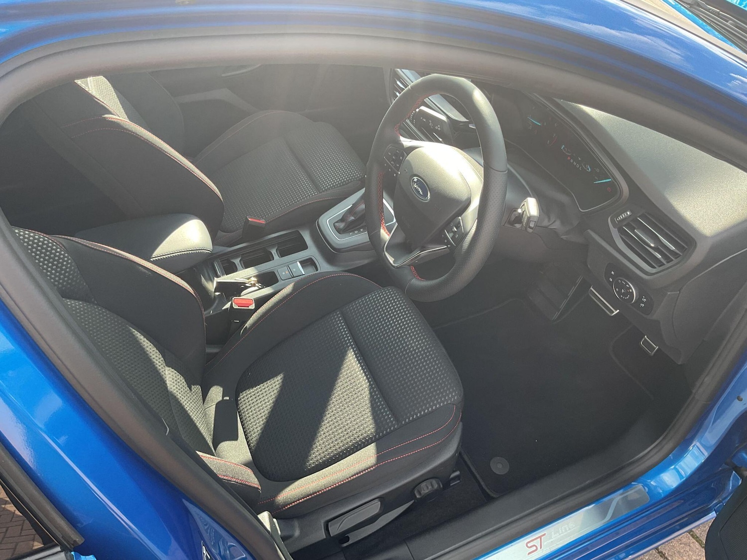 Used Ford Focus 2025 for sale - 76122634: Photo 9