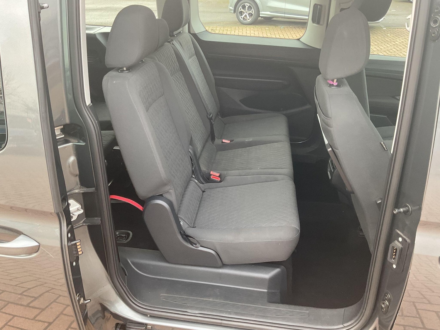 Used Volkswagen Caddy Maxi 2022 for sale - 77029141: Photo 26