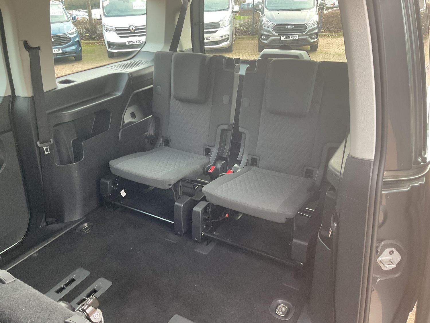 Used Volkswagen Caddy Maxi 2022 for sale - 77029141: Photo 31