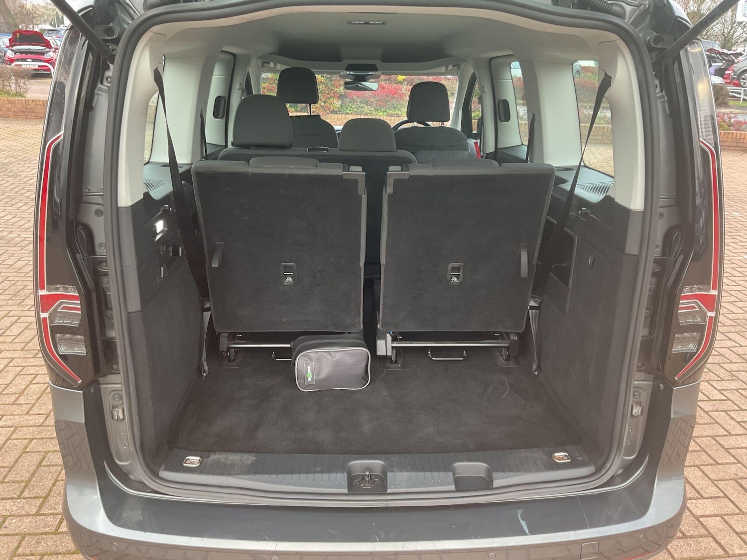 Used Volkswagen Caddy Maxi 2022 for sale - 77029141: Photo 32