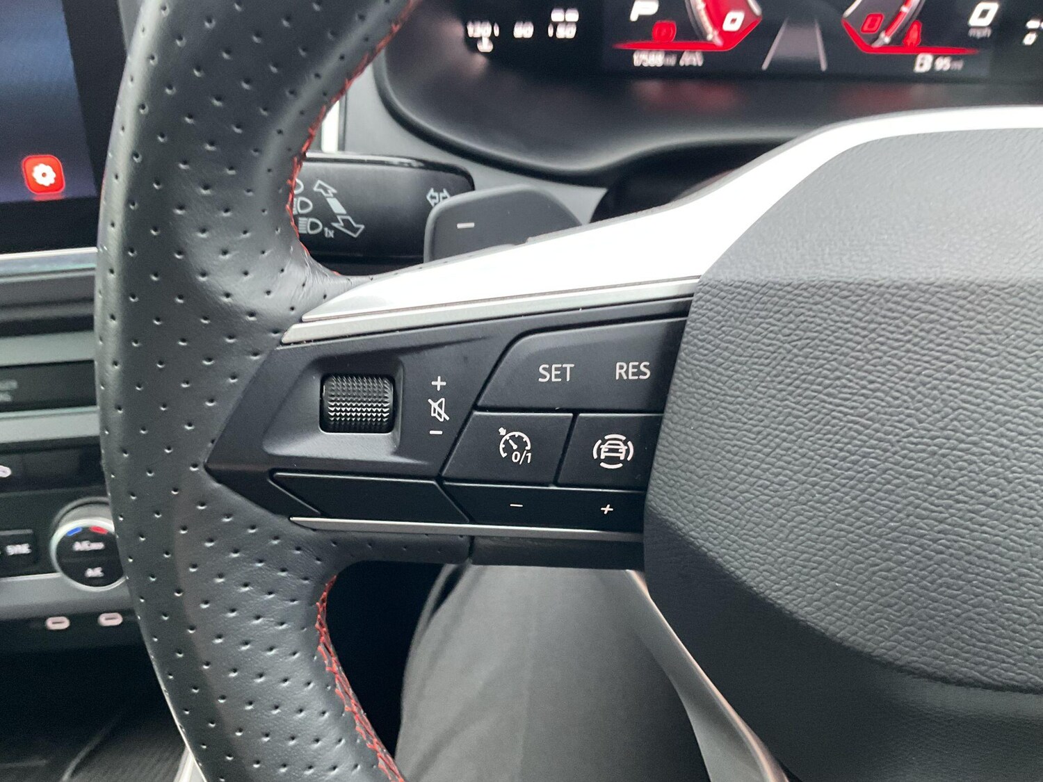 Used SEAT Ateca for sale - 77824032: Photo 26