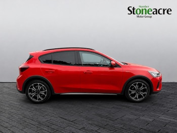 Used Ford Focus 2023 for sale - 79373201: Photo