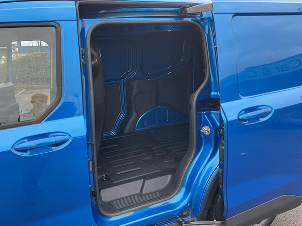 Used Ford Transit Courier 2025 for sale - 76214192: Photo 13