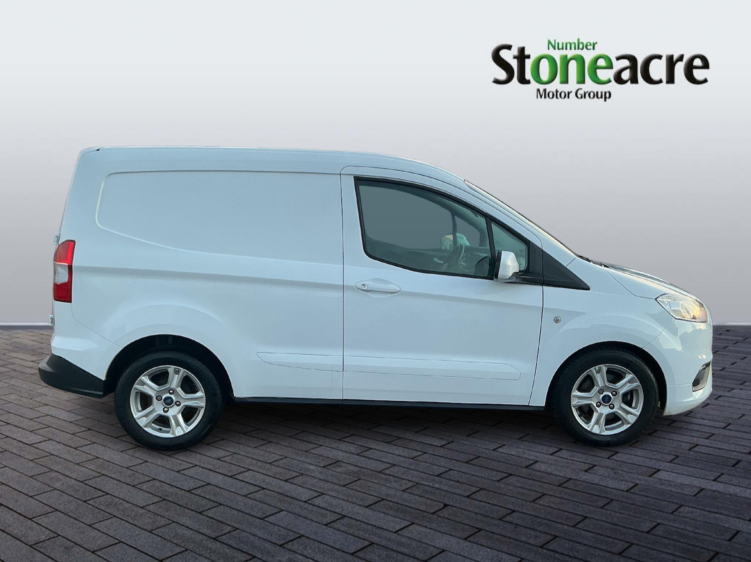 Used Ford Transit Courier 2023 for sale - 76926571: Photo 2