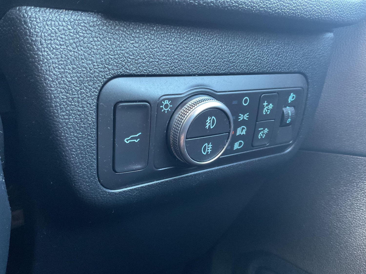 Used Ford Kuga 2021 for sale - 76701228: Photo 30