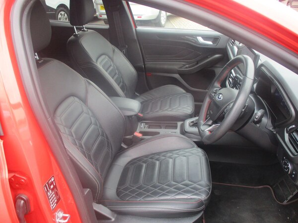 Used Ford Focus 2023 for sale - 75622661: Photo 10