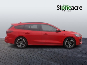 Used Ford Focus 2023 for sale - 75622661: Photo