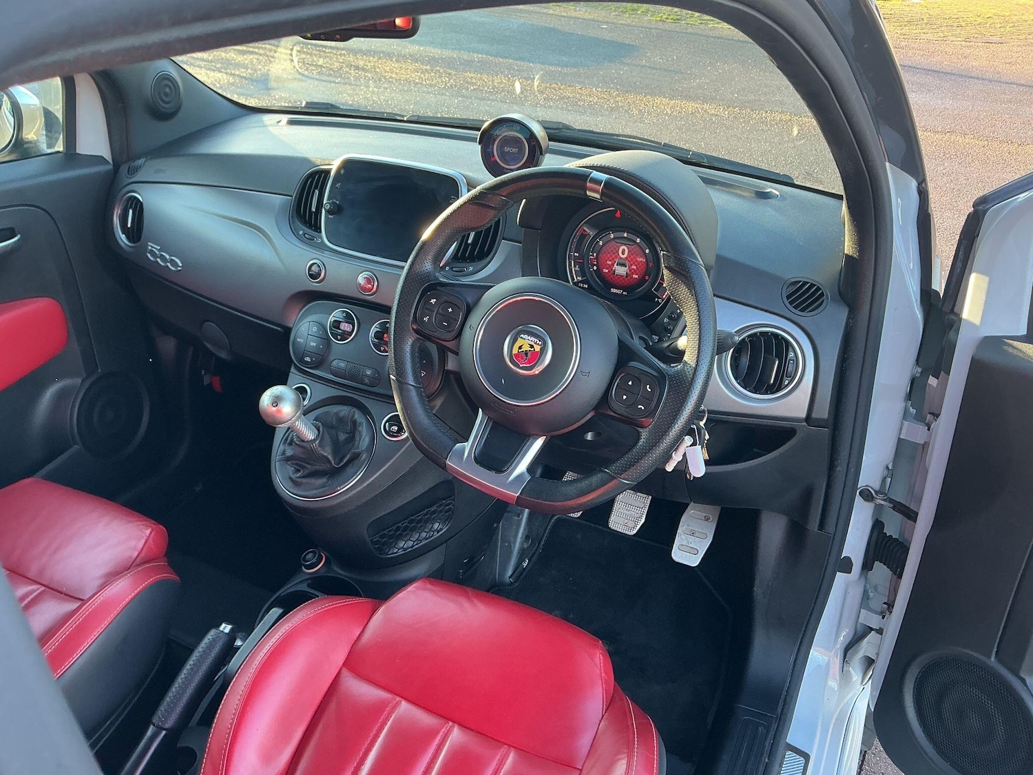 Used Abarth 500 2016 for sale - 77143752: Photo 13