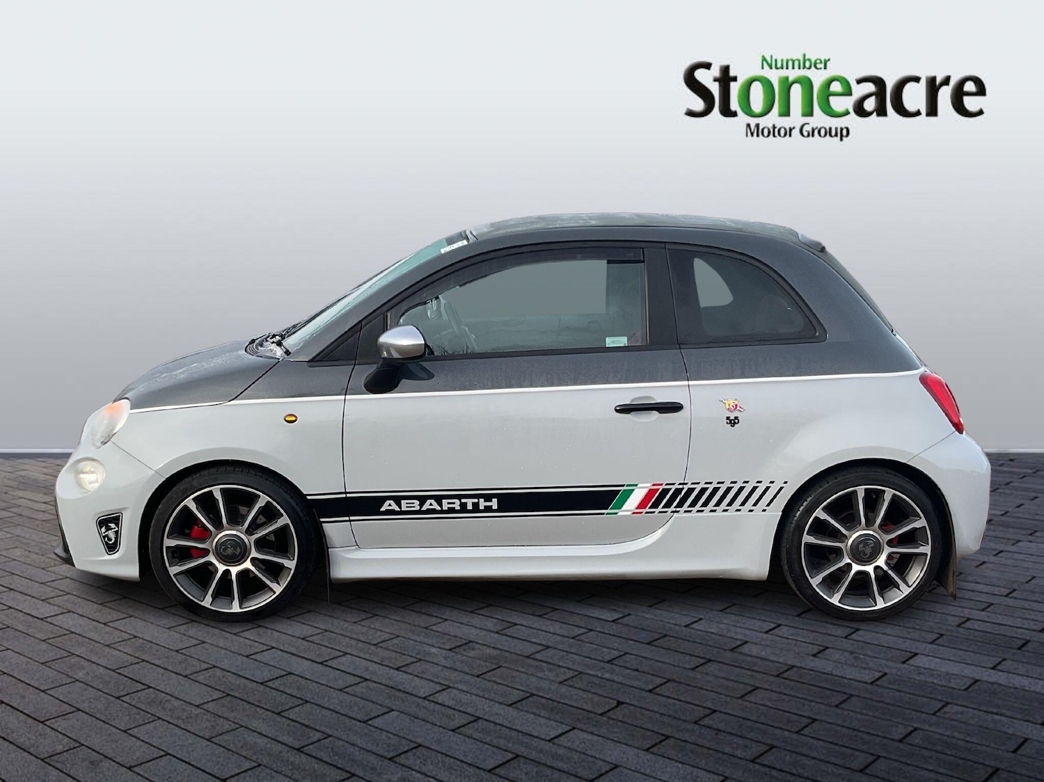 Used Abarth 500 2016 for sale - 77143752: Photo 8