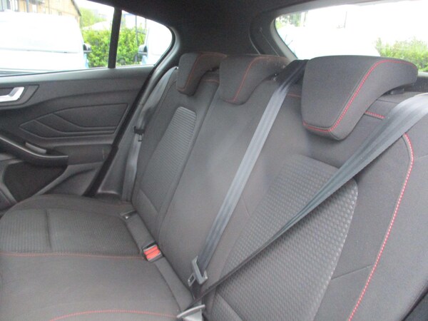 Used Ford Focus 2023 for sale - 75477630: Photo 13