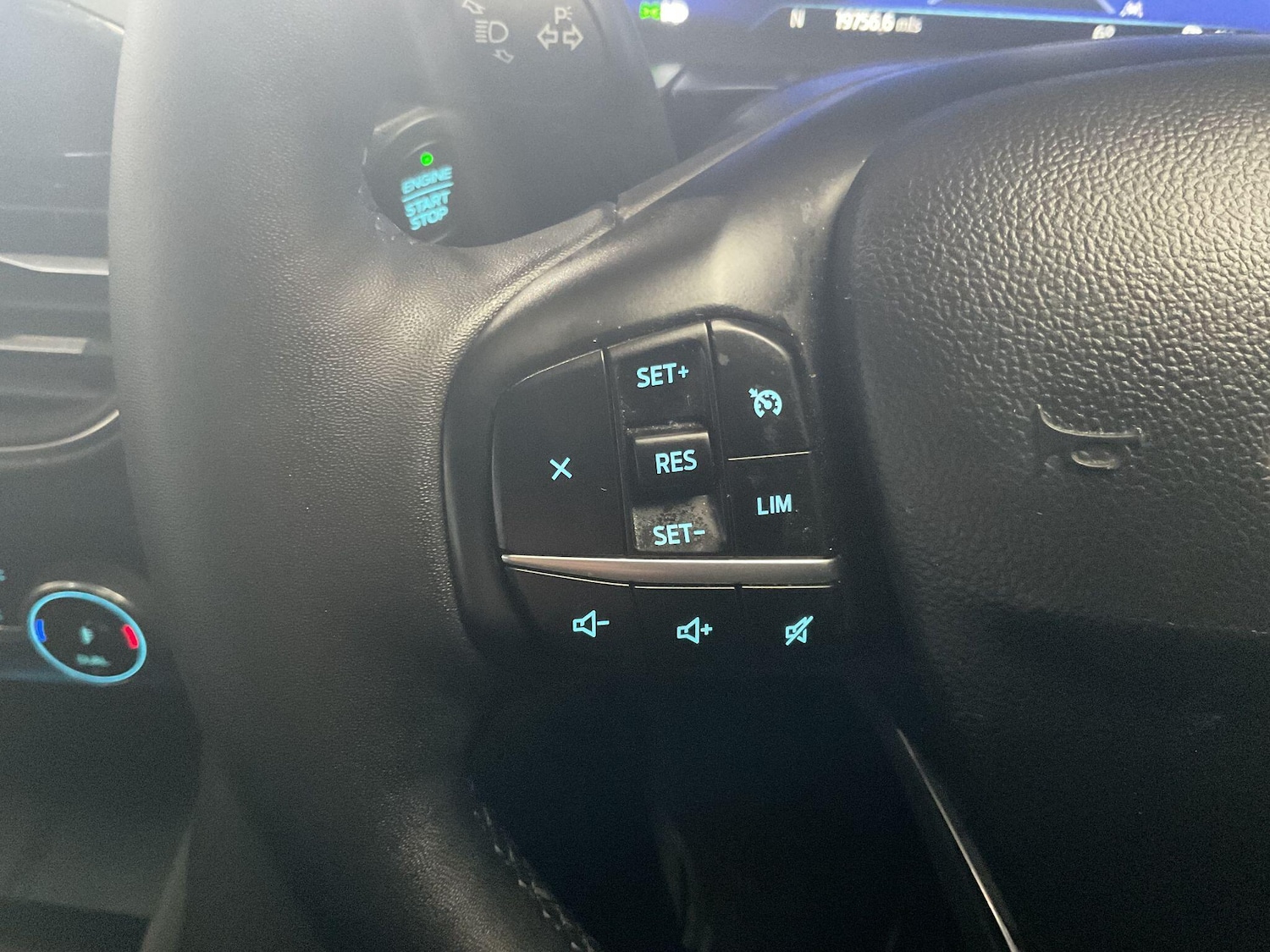 Used Ford Kuga 2023 for sale - 77332024: Photo 27