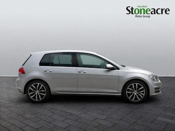 Used Volkswagen Golf 2017 for sale - 79860612: Photo