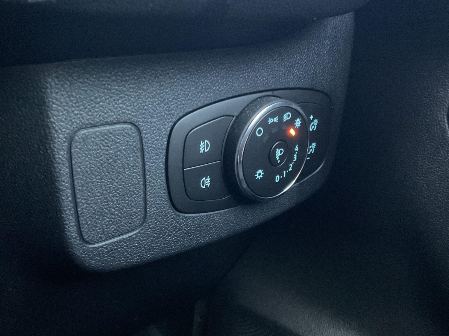 Used Ford Puma 2023 for sale - 76912632: Photo 30