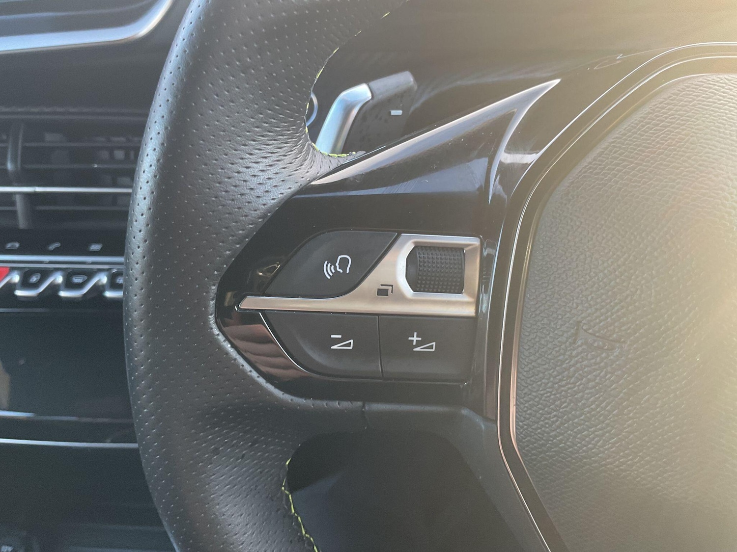 Used Peugeot 208 2023 for sale - 77387696: Photo 27