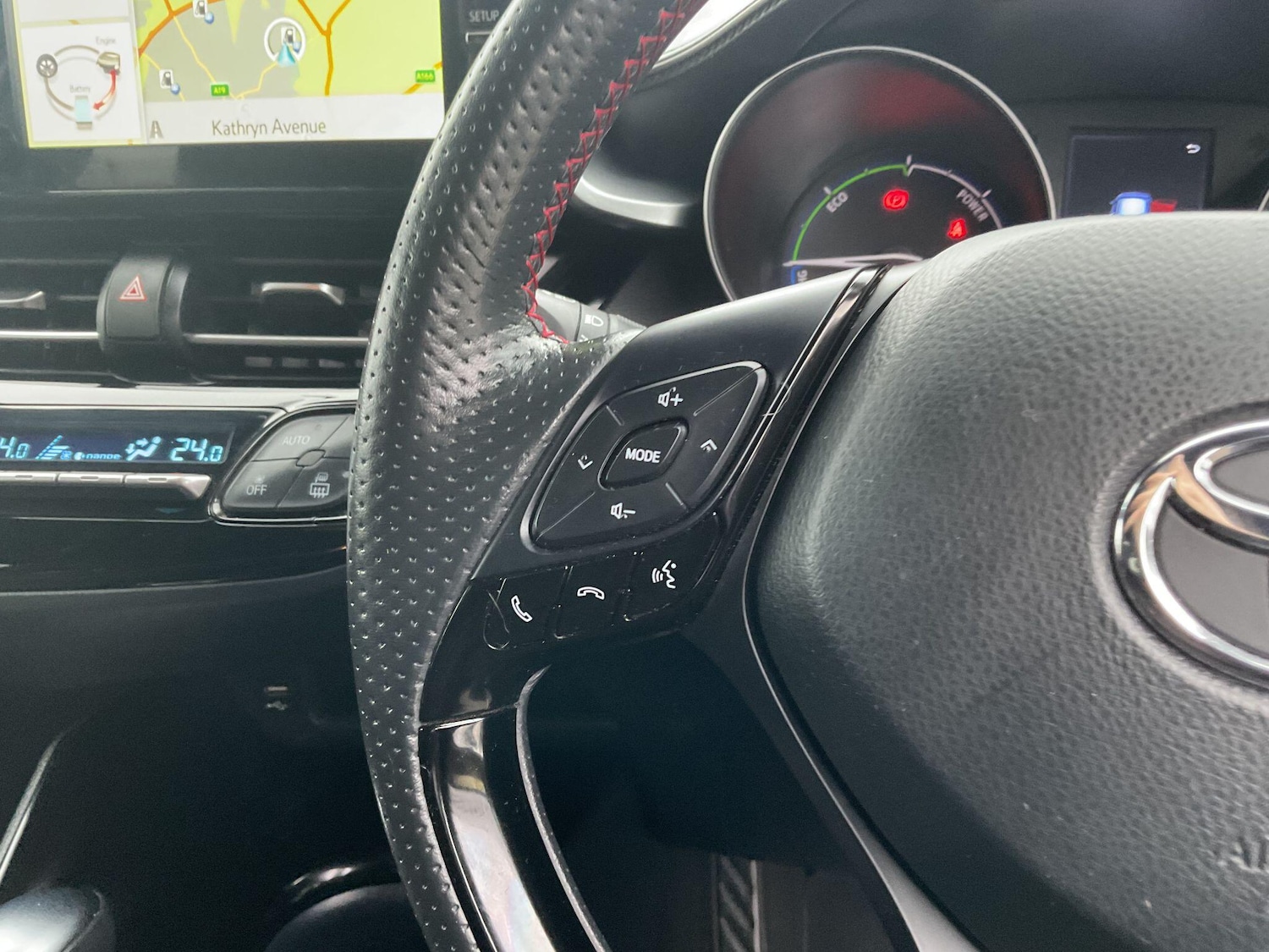 Used Toyota C-HR for sale - 77290809: Photo 16