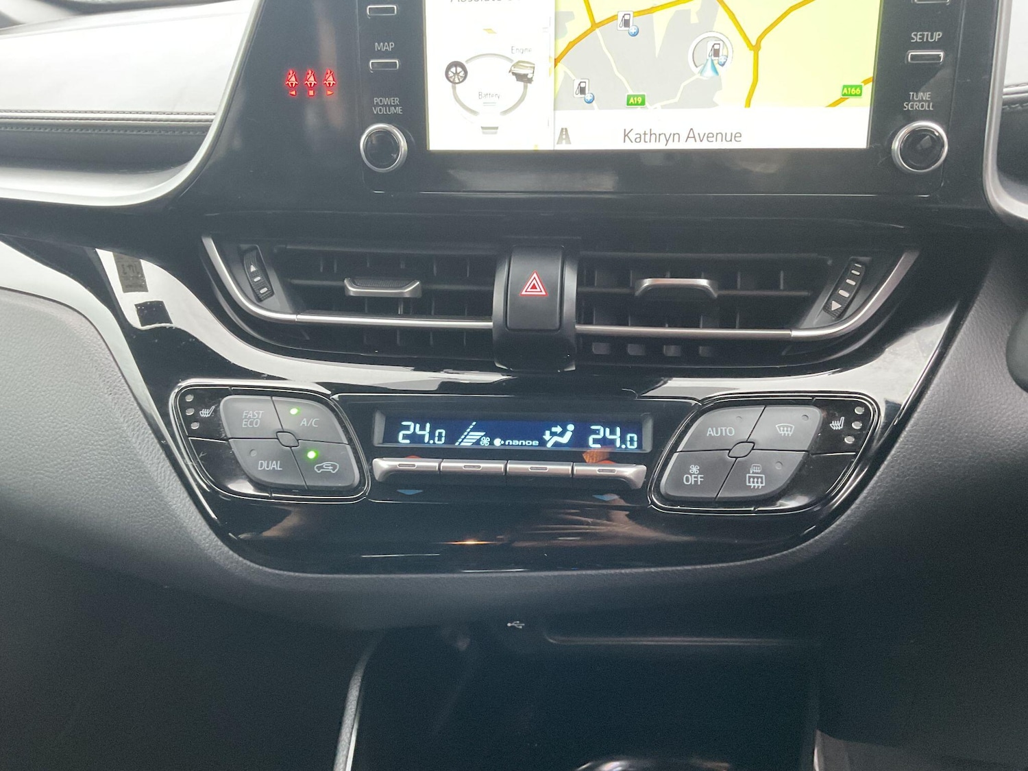 Used Toyota C-HR for sale - 77290809: Photo 19