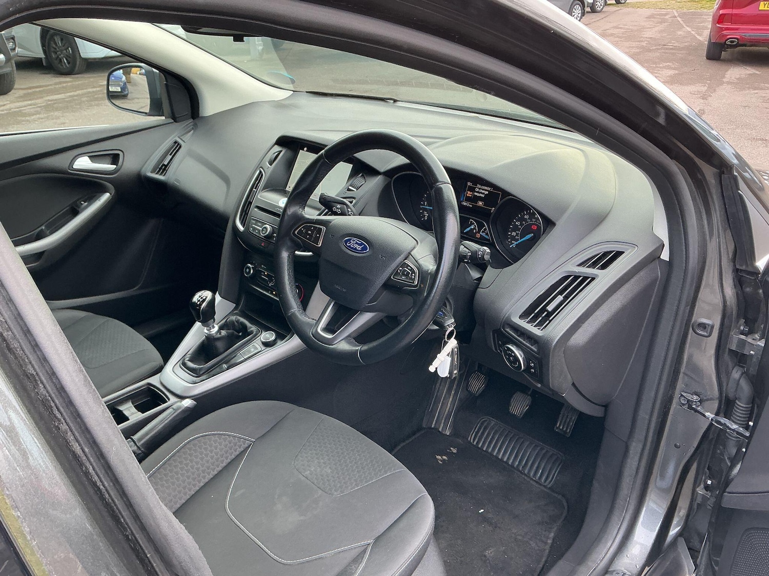 Used Ford Focus for sale - 78136051: Photo 15