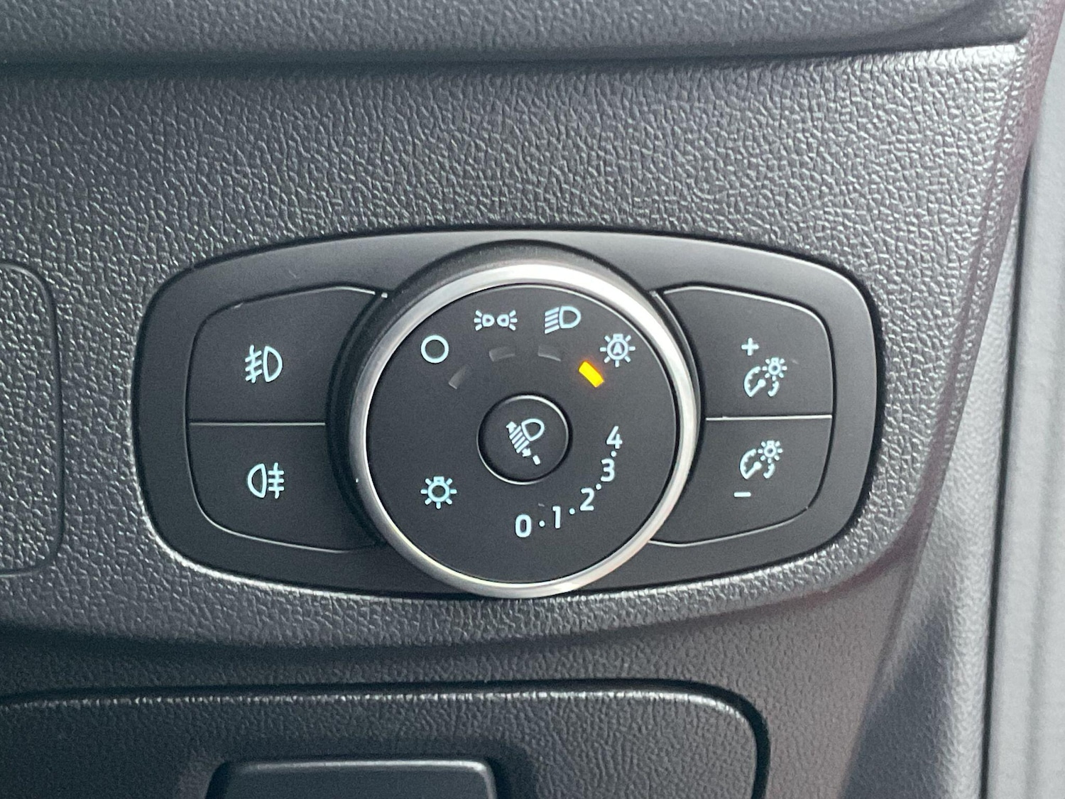 Used Ford Focus 2019 for sale - 76527793: Photo 14