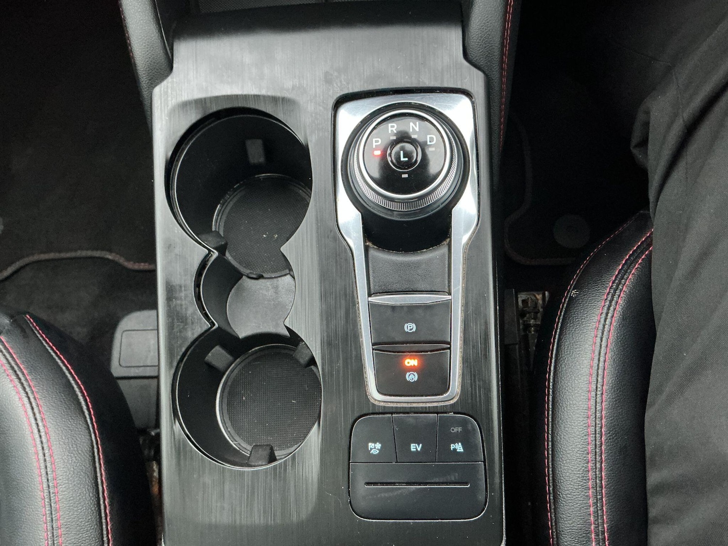 Used Ford Kuga 2022 for sale - 77332010: Photo 33