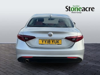 Used Alfa Romeo Giulia 2018 for sale - 76215313: Photo