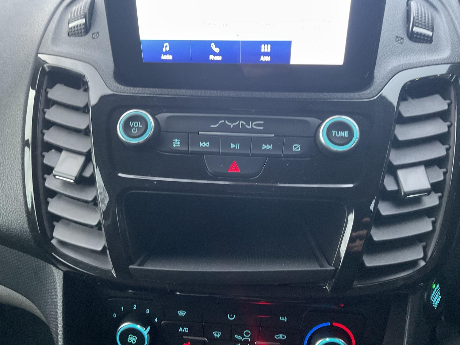 Used Ford Transit Connect 2024 for sale - 77175878: Photo 20