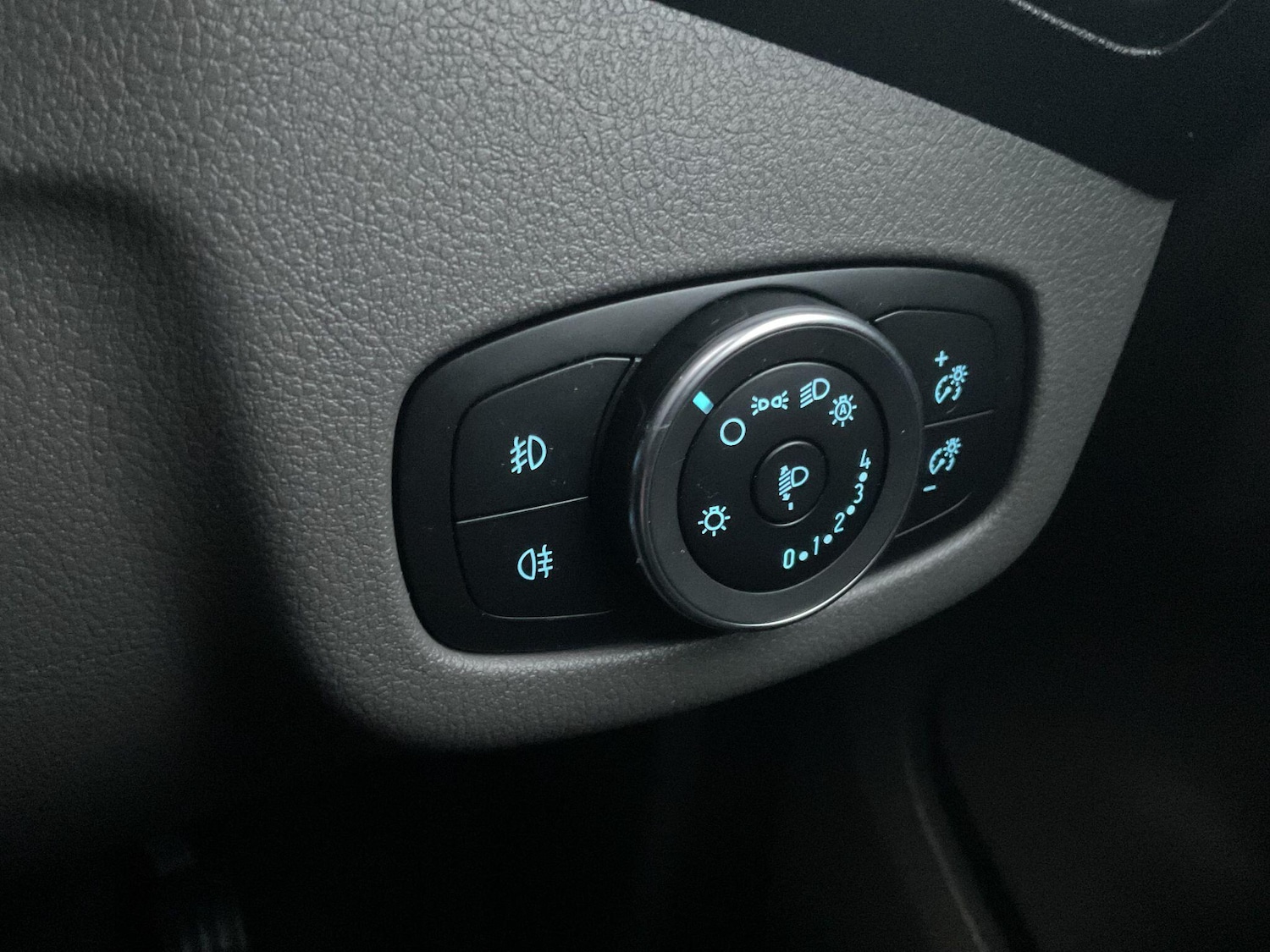 Used Ford Transit Connect 2024 for sale - 77175878: Photo 24