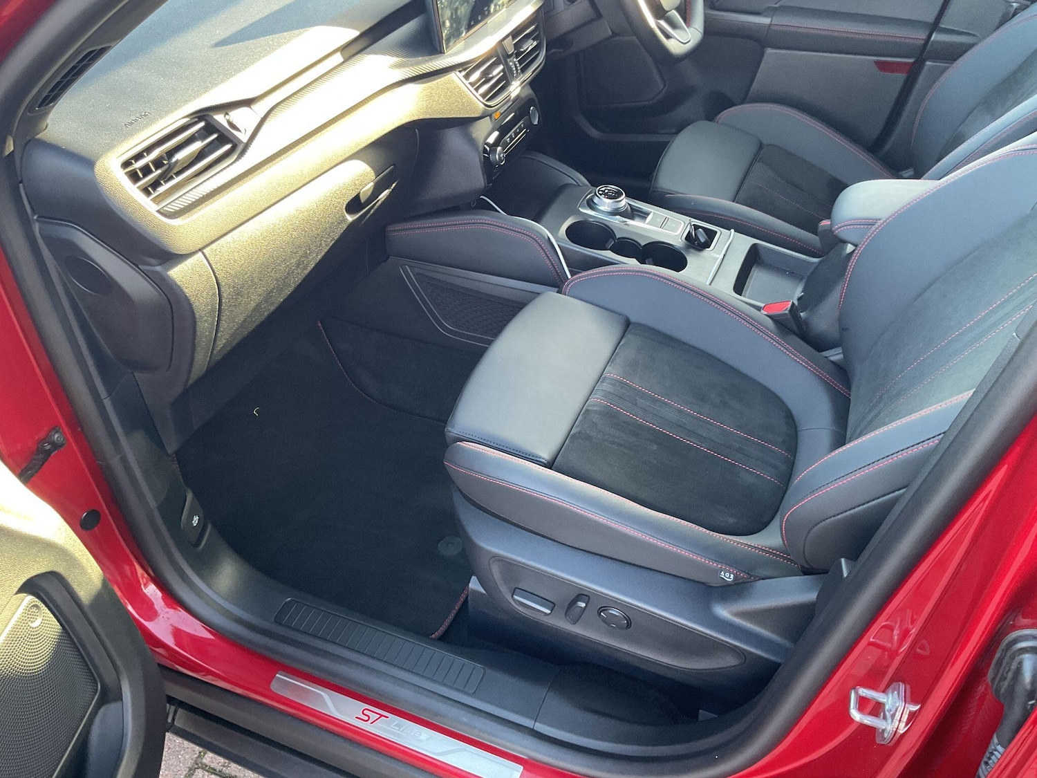 Used Ford Kuga 2025 for sale - 76913105: Photo 15