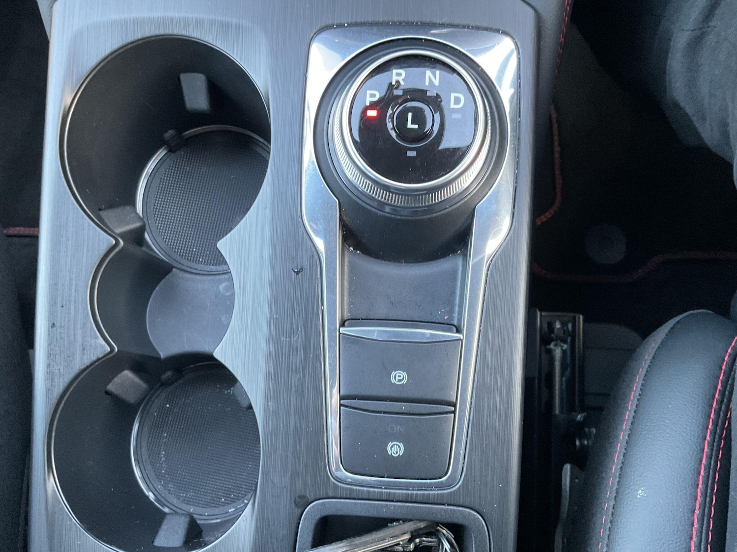 Used Ford Kuga 2025 for sale - 76913105: Photo 27