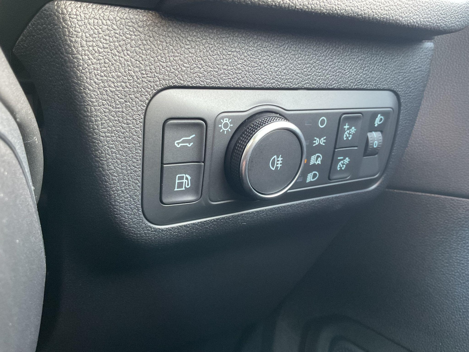 Used Ford Kuga 2025 for sale - 76913105: Photo 31